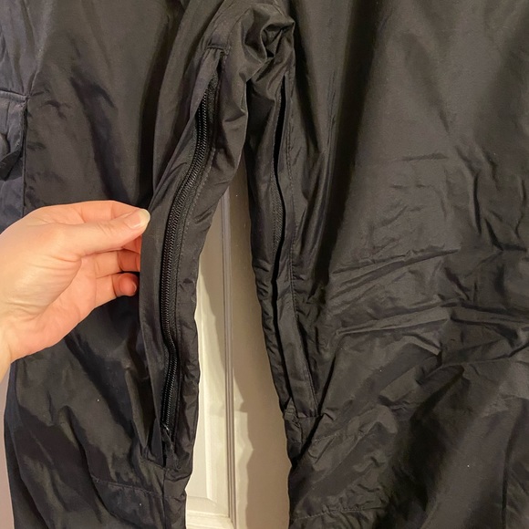 Women’s ski snowboard, waterproof snow pants. Size small. - Picture 4 of 5